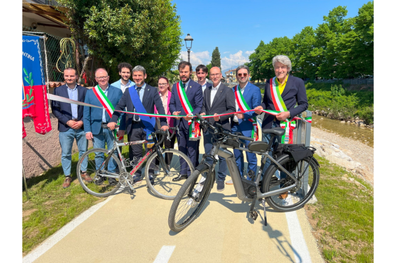 pista cic Isola tricolore